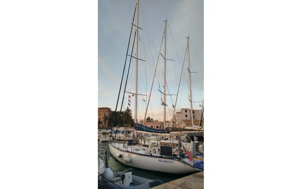 slider 10 Teknocantieri ARROGANCE 50