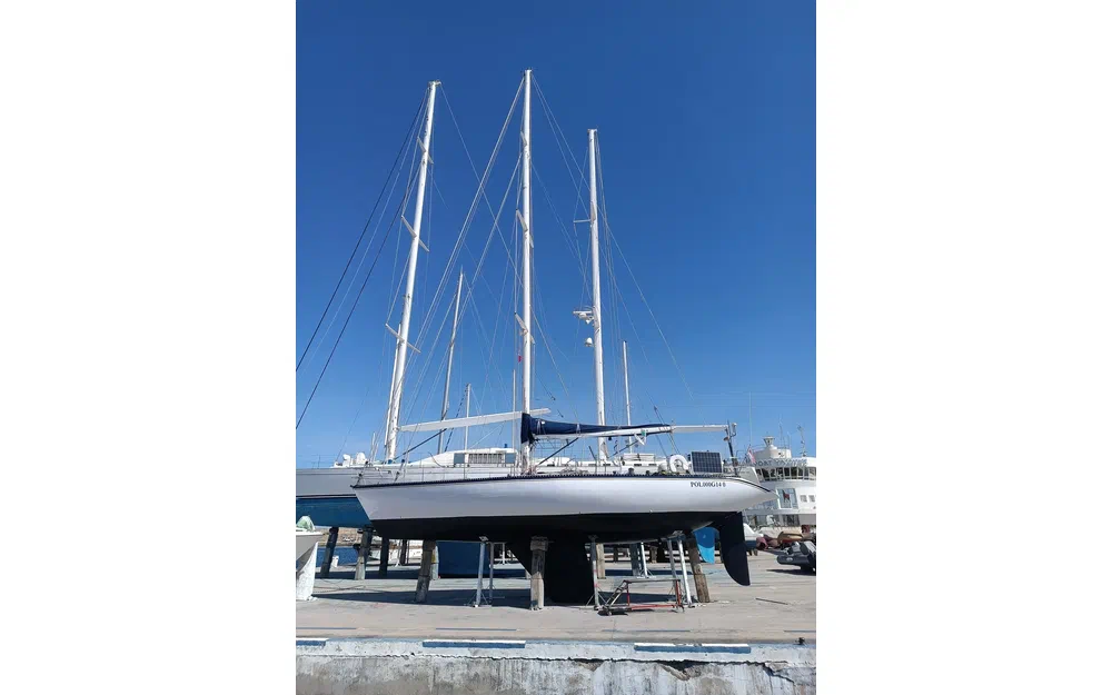 slider 3 Teknocantieri ARROGANCE 50