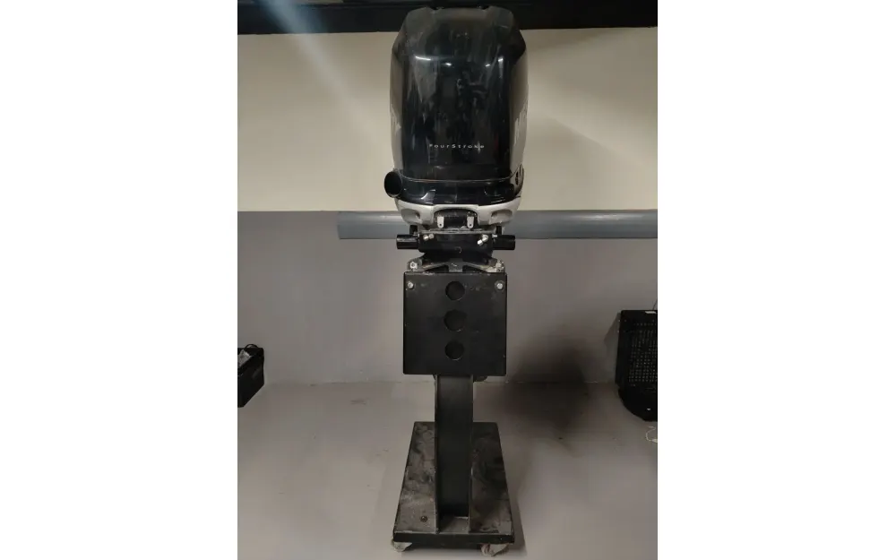 slider 1 Mercury F250 Verado XL ou XXL  2012