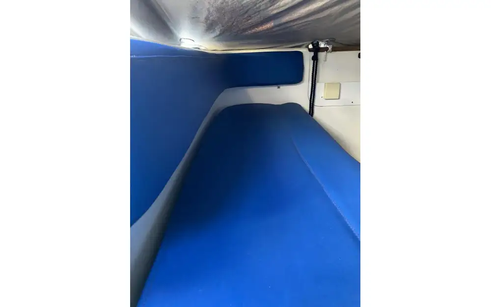 slider 2 Kelt Azura 650 WA
