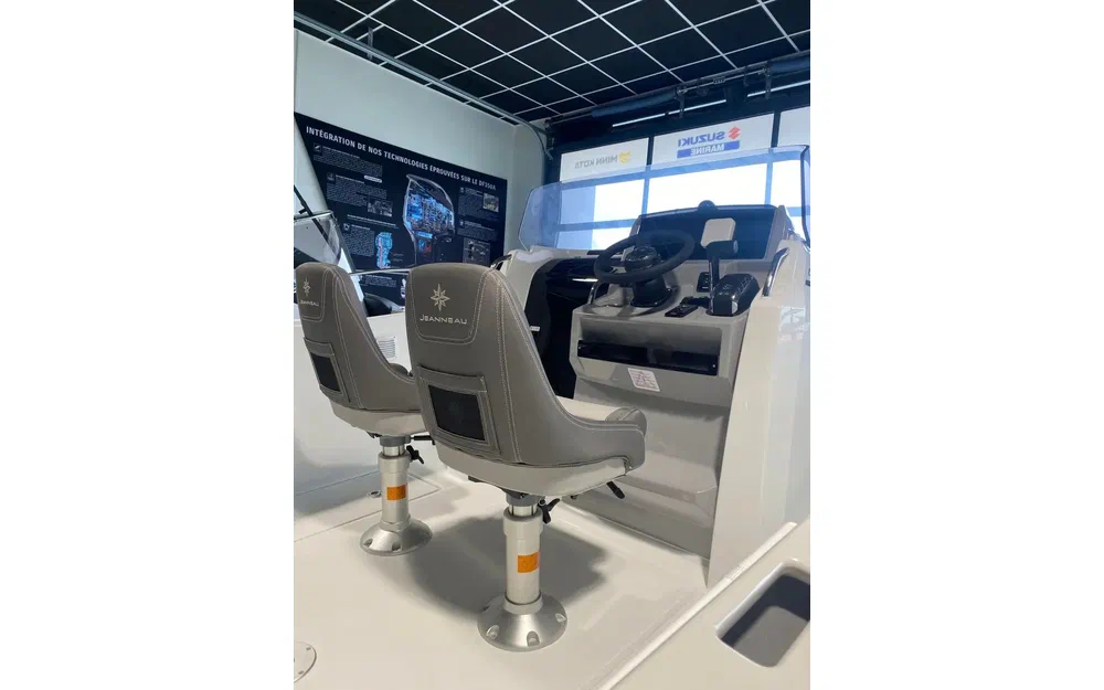 slider 1 Jeanneau Cap Camarat 6.5 CC