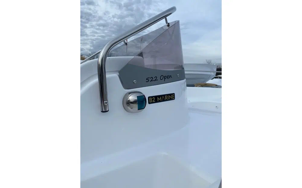 slider 2 B2 Marine Cap Ferret 522