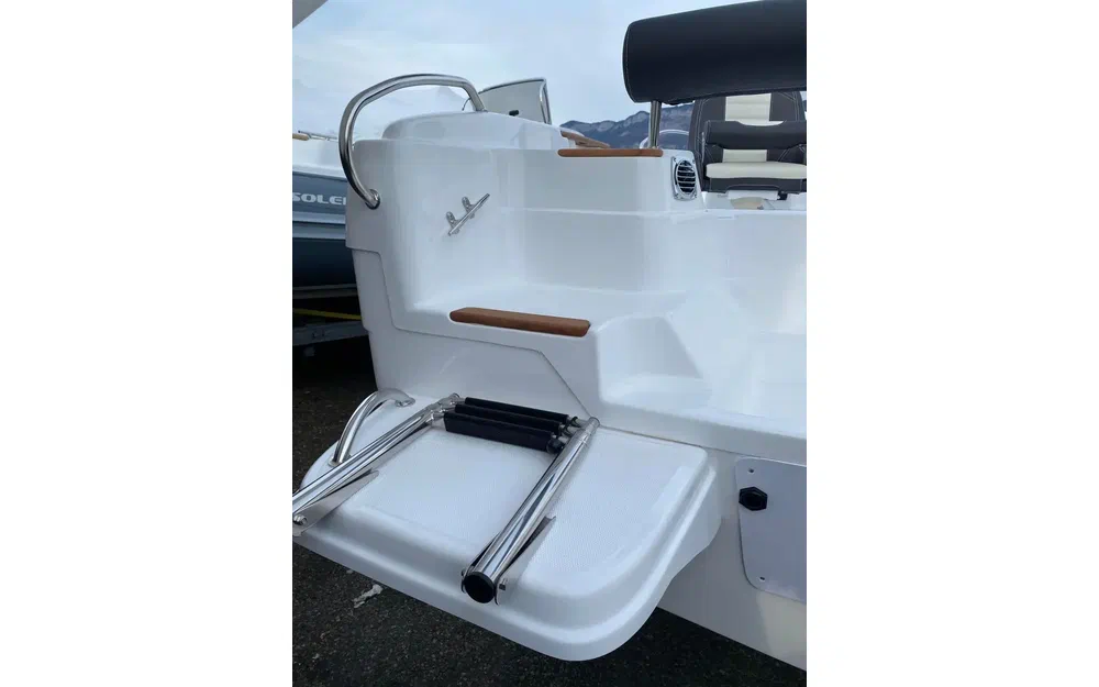 slider 6 B2 Marine Cap Ferret 522