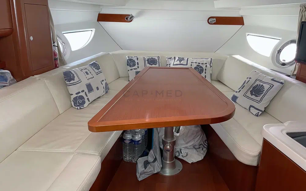 slider 12 Beneteau Gran Turismo 34