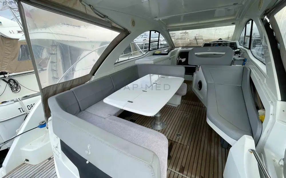 slider 6 Beneteau Gran Turismo 34