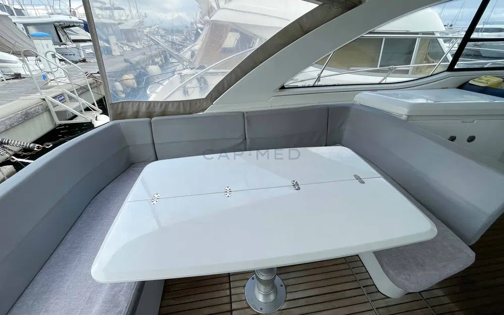 slider 7 Beneteau Gran Turismo 34