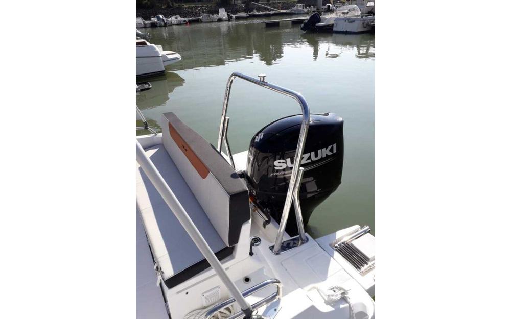 slider 1 Beneteau Flyer 6.6 SPORTdeck