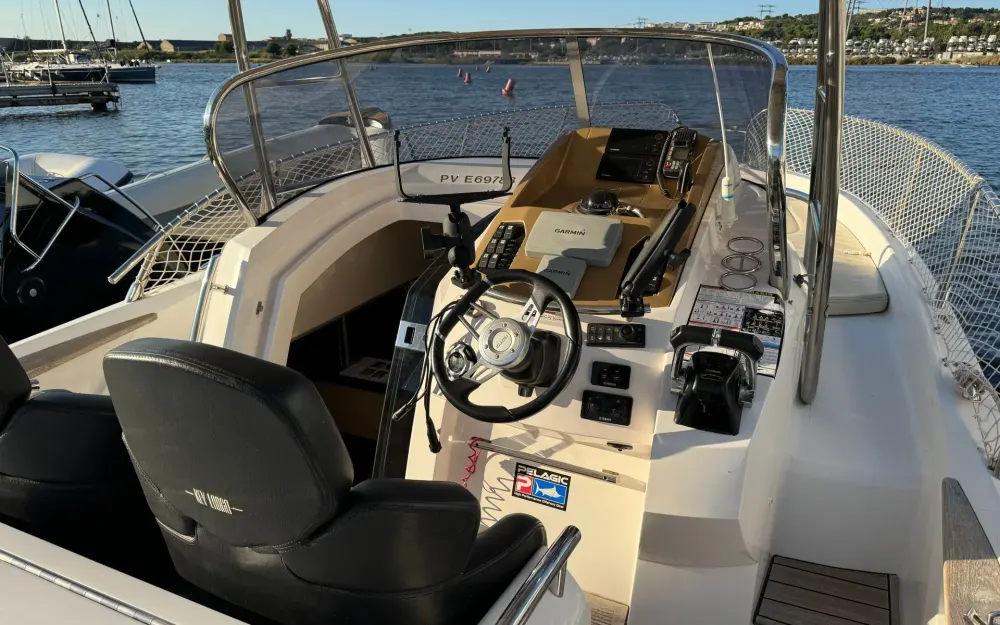 slider 5 Sessa Marine Key Largo 30 - null