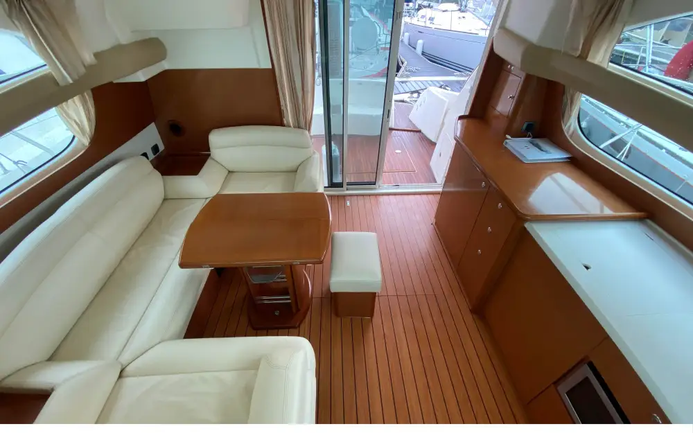 slider 28 Jeanneau Prestige 42
