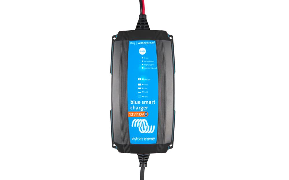 slider 0 Chargeur Blue Smart IP65 6V/12V-1.1 + connecteur DC