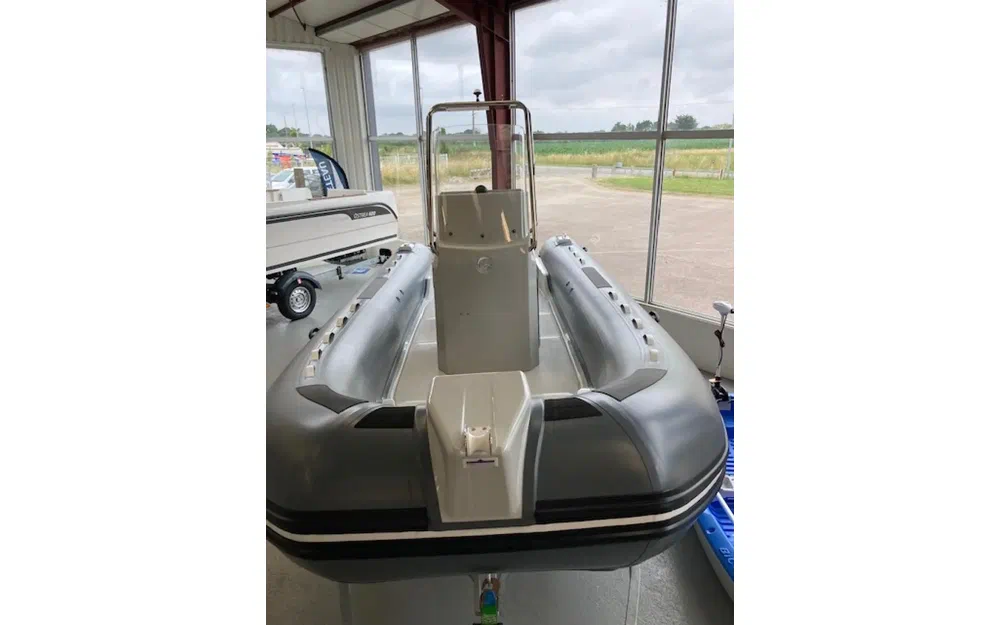 slider 2 Capelli Tempest 625