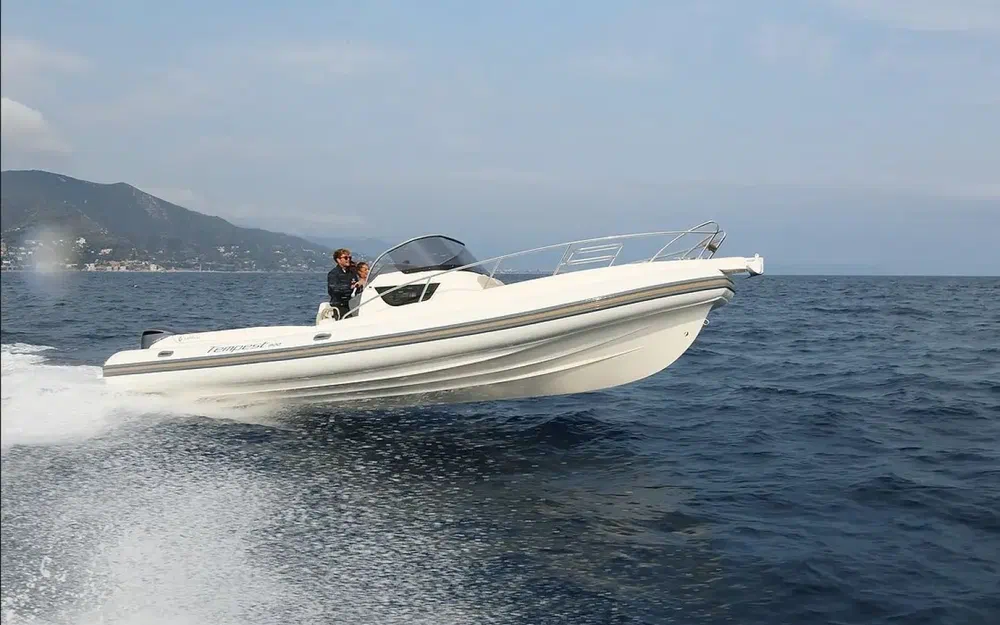 slider 2 Capelli Tempest 900