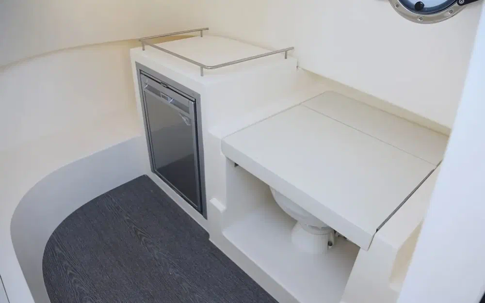 slider 7 Capelli Tempest 850