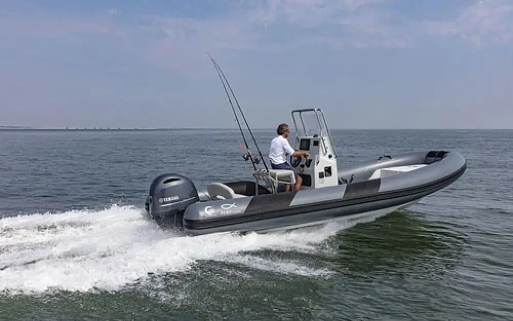 slider 0 Capelli Tempest 700