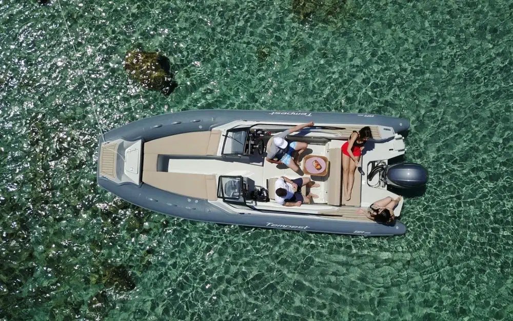 slider 1 Capelli Tempest 650