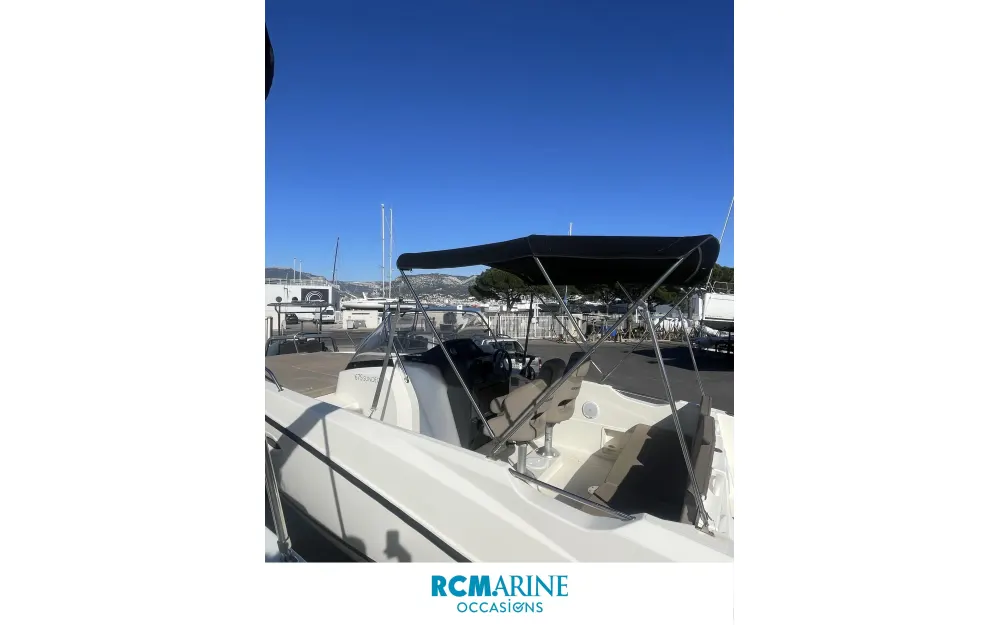 slider 9 Quicksilver  675Sundeck