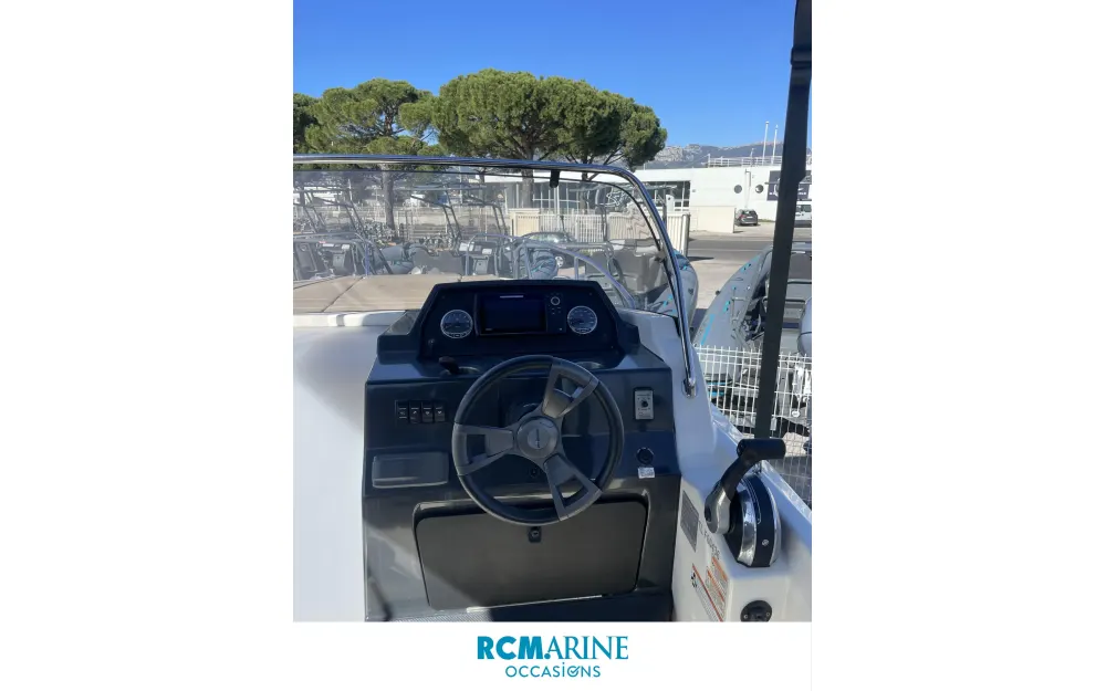 slider 3 Quicksilver  675Sundeck