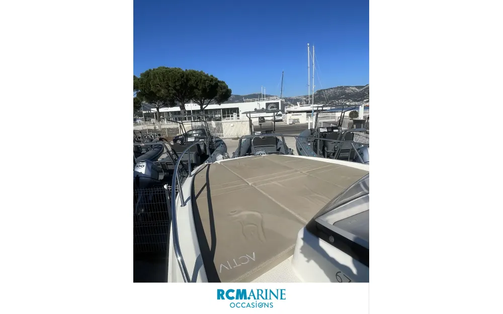 slider 6 Quicksilver  675Sundeck