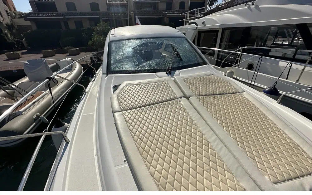 slider 9 Beneteau Gran Turismo 40