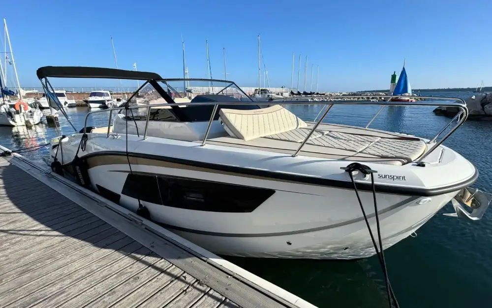 slider 2 Quicksilver Activ 875 Sundeck