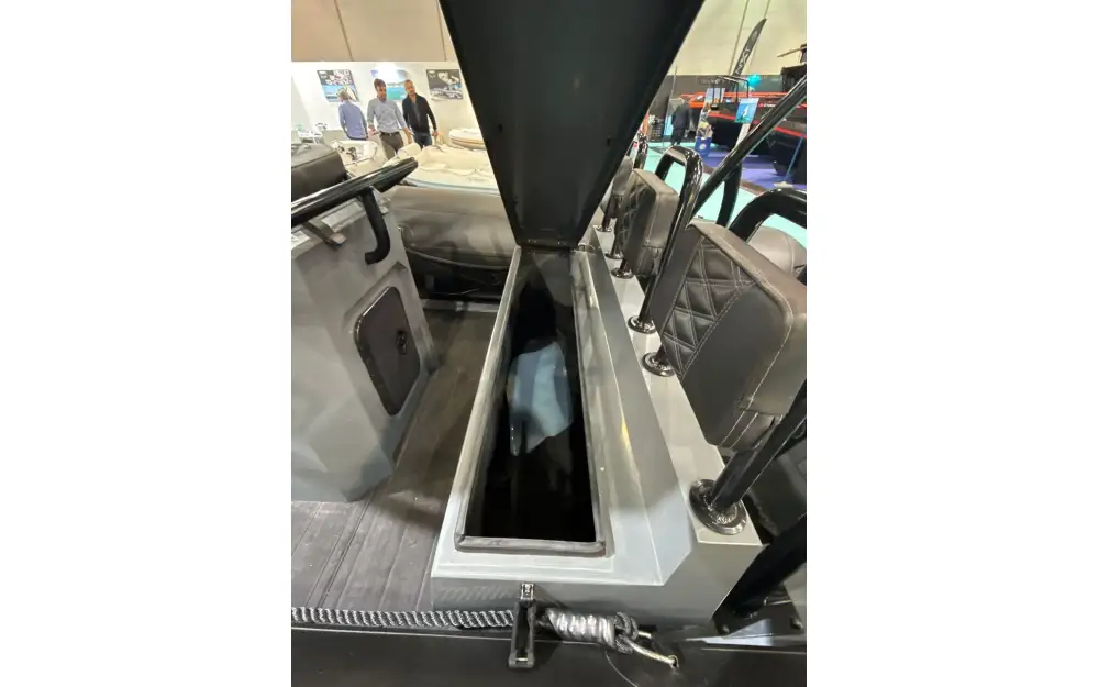 slider 6 3D Tender Nividic 550