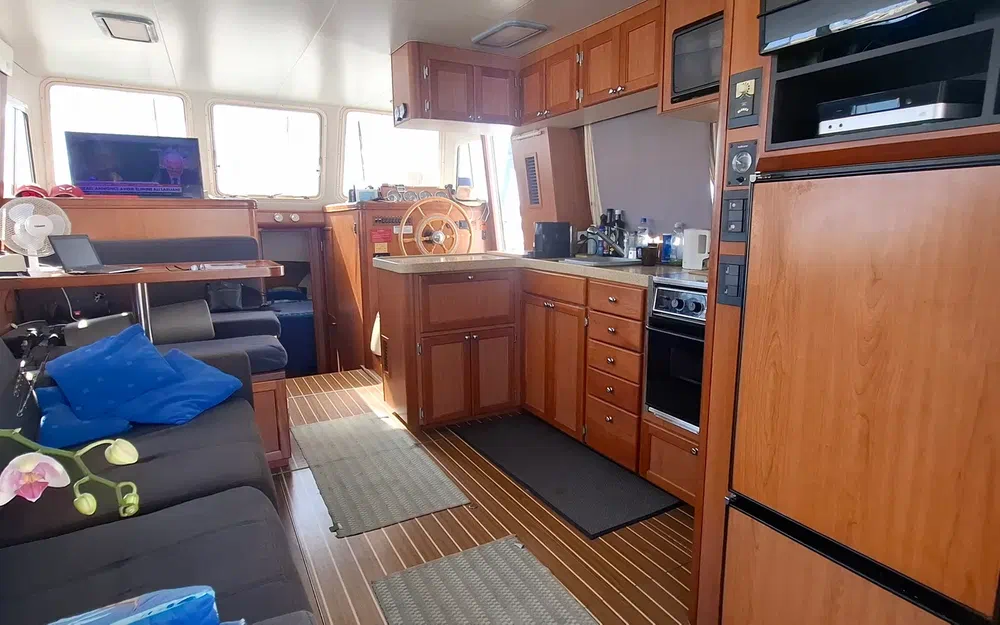 slider 19 Mainship 400 Expedition