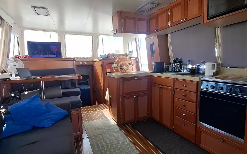 slider 20 Mainship 400 Expedition