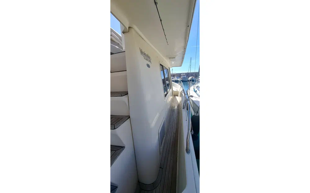 slider 27 Mainship 400 Expedition