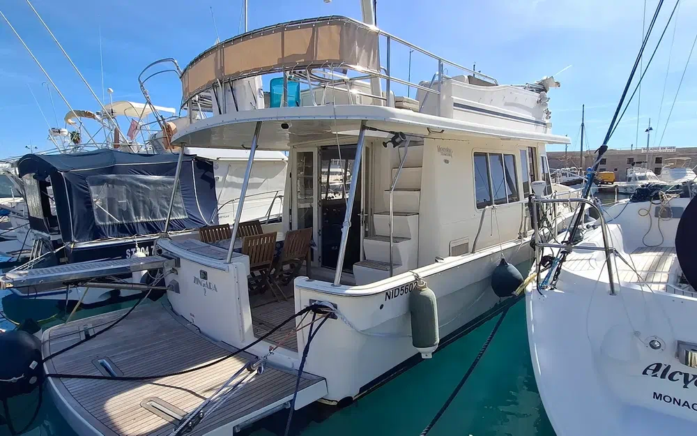 slider 32 Mainship 400 Expedition