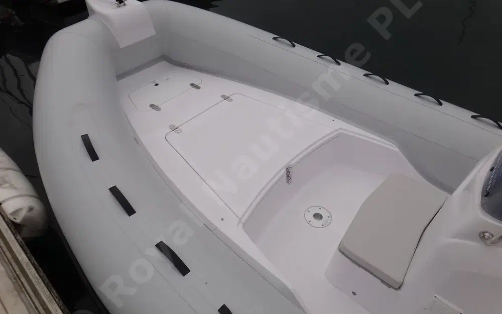 slider 4 Capelli Tempest 625