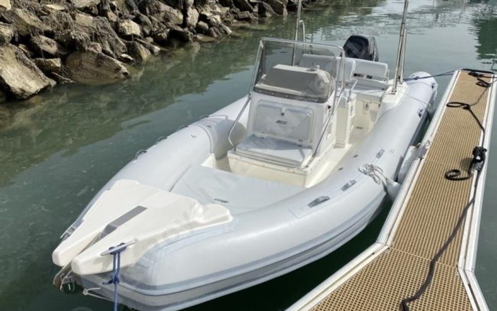 slider 1 Joker Boat Clubman 23