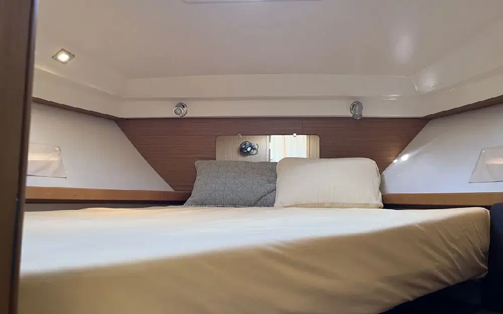 slider 33 Jeanneau Merry Fisher 10