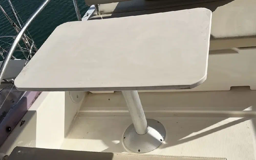 slider 47 Jeanneau Merry Fisher 10