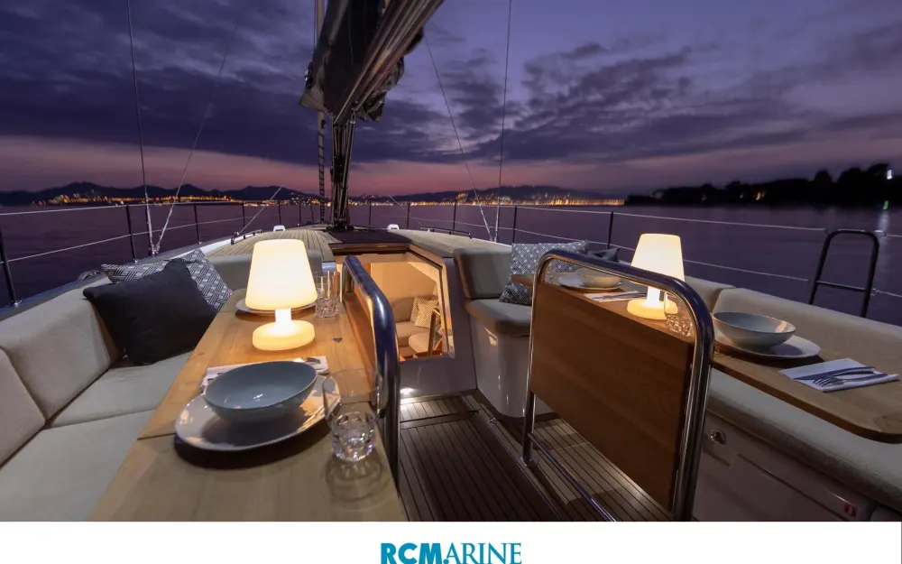 slider 14 Beneteau First 53