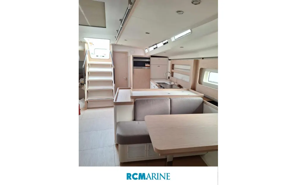 slider 17 Beneteau First 53