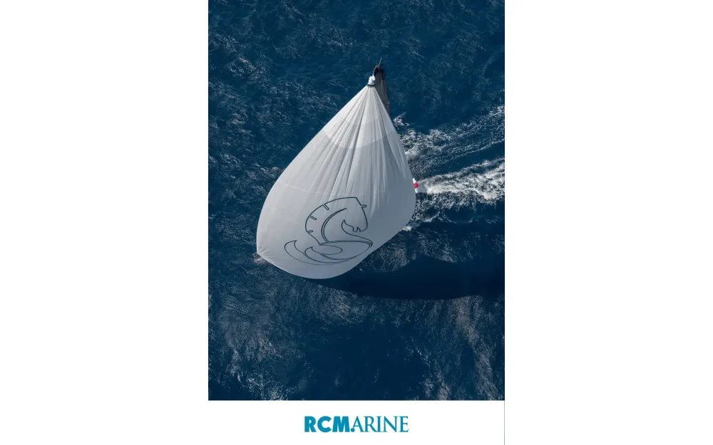 slider 1 Beneteau First 53
