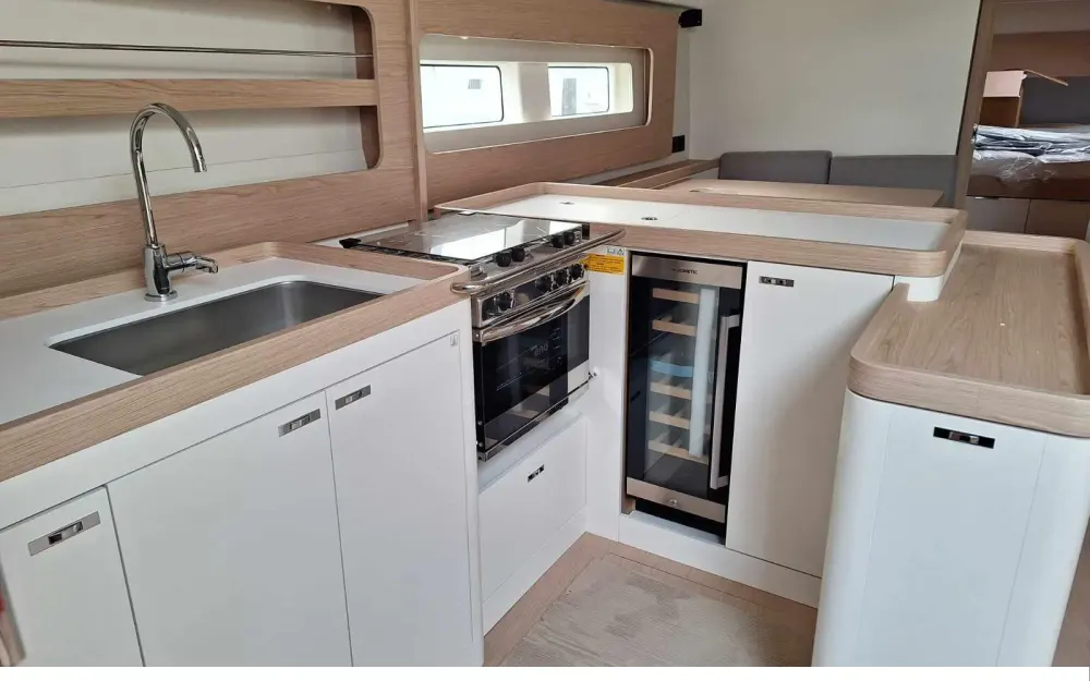 slider 20 Beneteau First 53