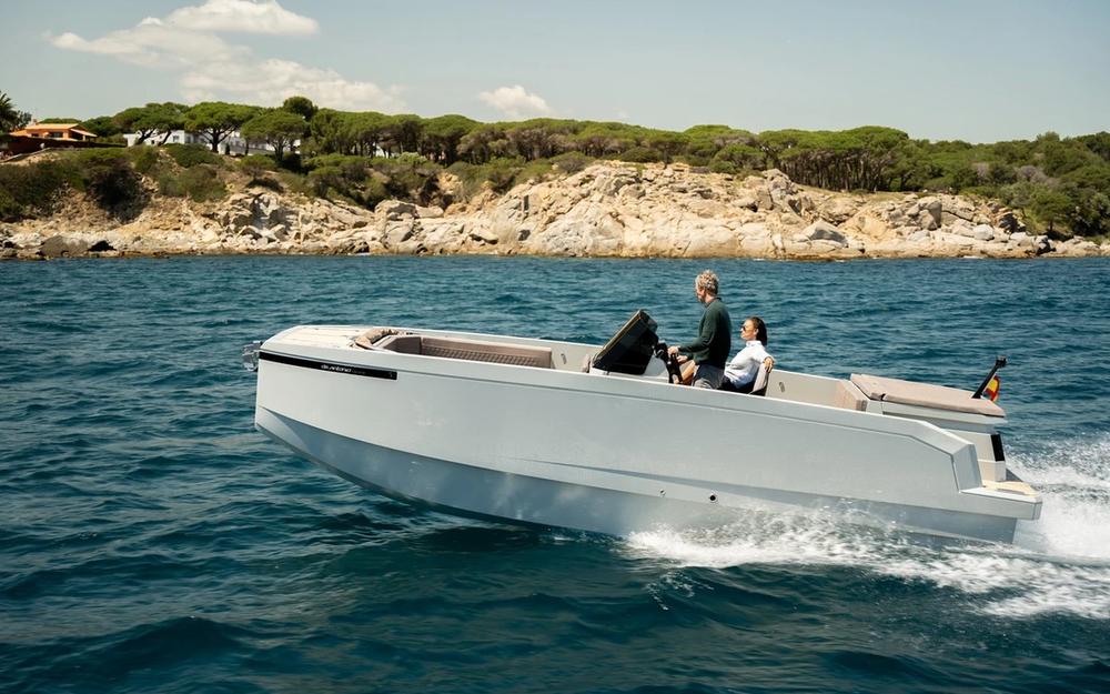 slider 0 De Antonio Yachts D23 Open