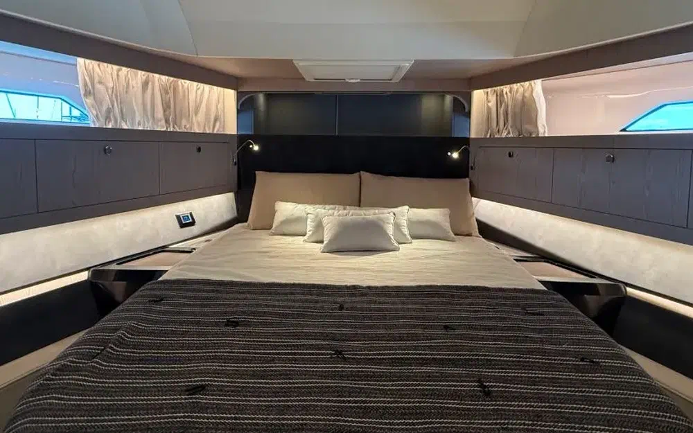 slider 8 Santa Severa Yacht 52