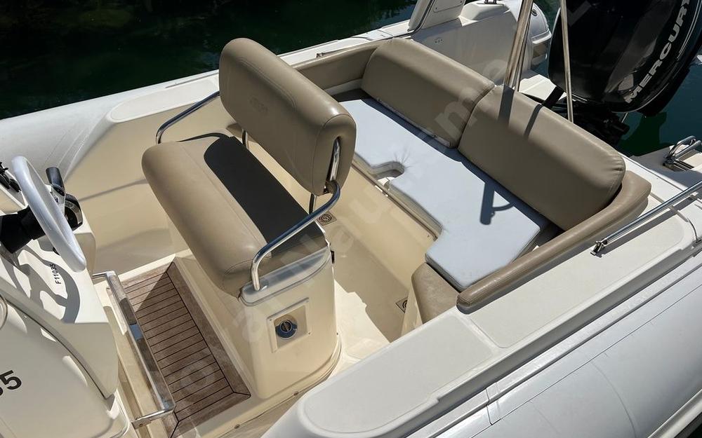 slider 5 Joker Boat Clubman 24