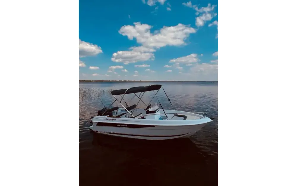 slider 5 B2 Marine Cap Ferret 155 Fishing