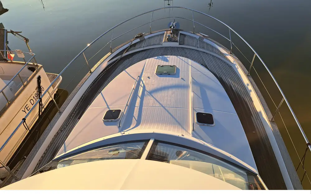 slider 8 Beneteau Antares 13.80