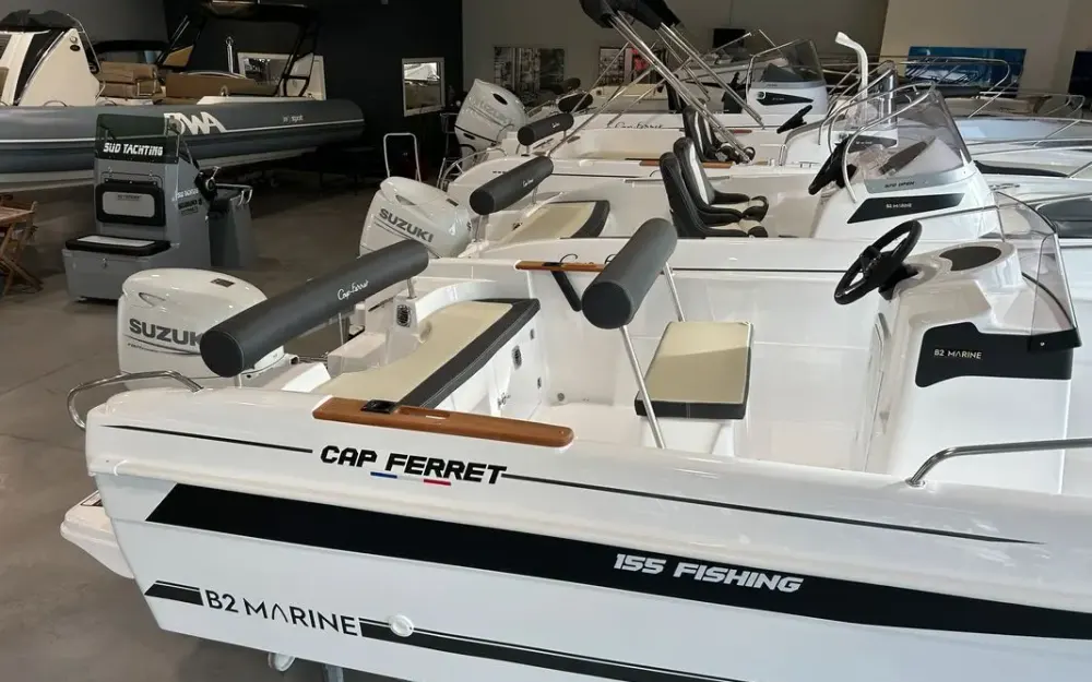 slider 1 B2 Marine Cap Ferret 155 Fishing