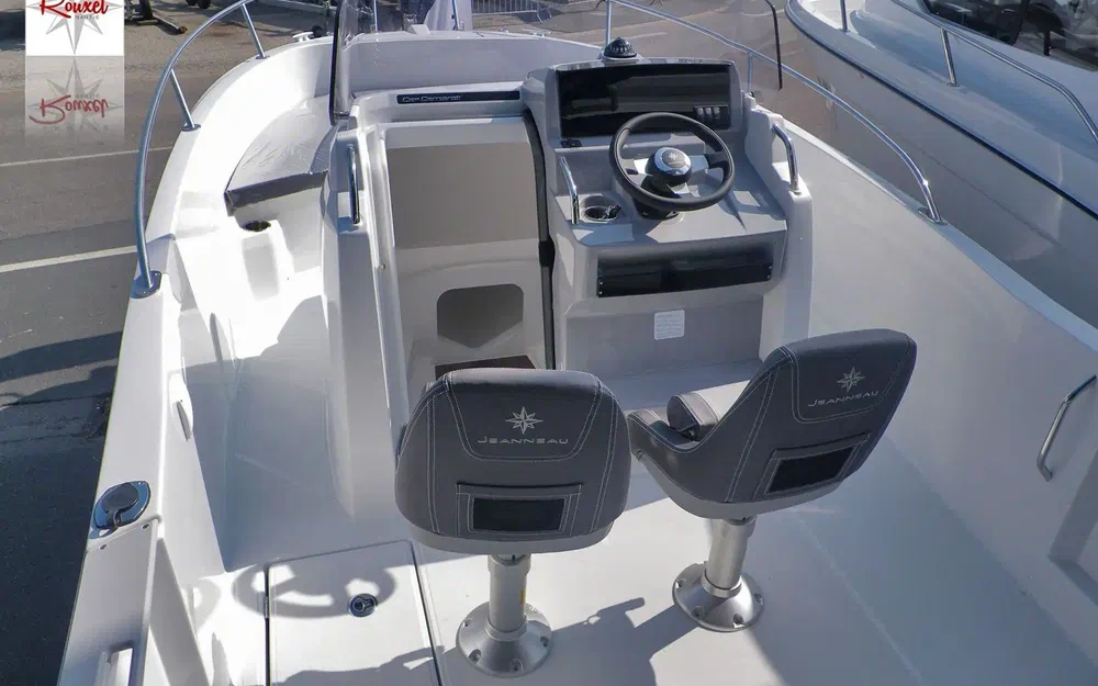slider 1 Jeanneau Cap Camarat 6.5 CC