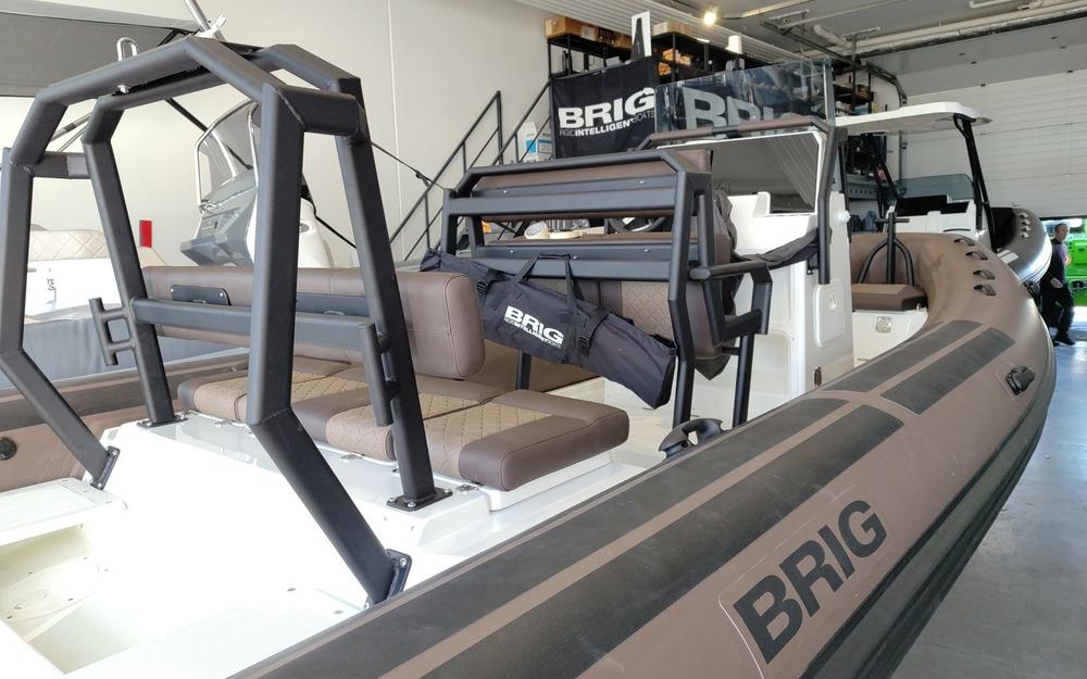 slider 1 Brig Navigator 22