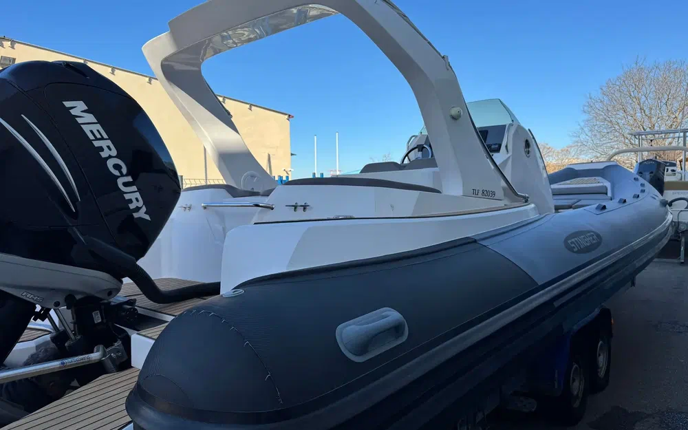 ItalboatsStingher 30 GT