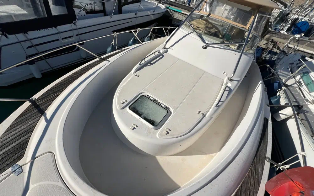 slider 0 Jeanneau Cap Camarat 925