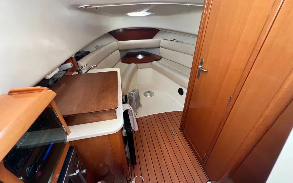 slider 6 Jeanneau Cap Camarat 925