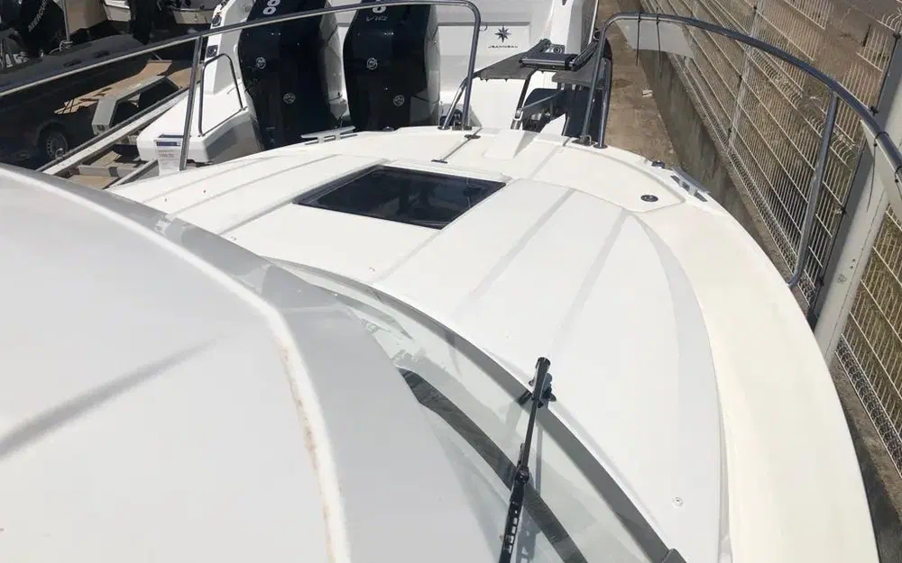 slider 3 Jeanneau Merry Fisher 795