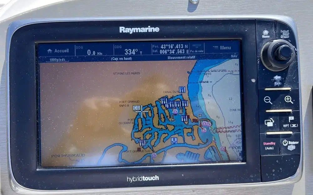 slider 15 Capelli Tempest 900